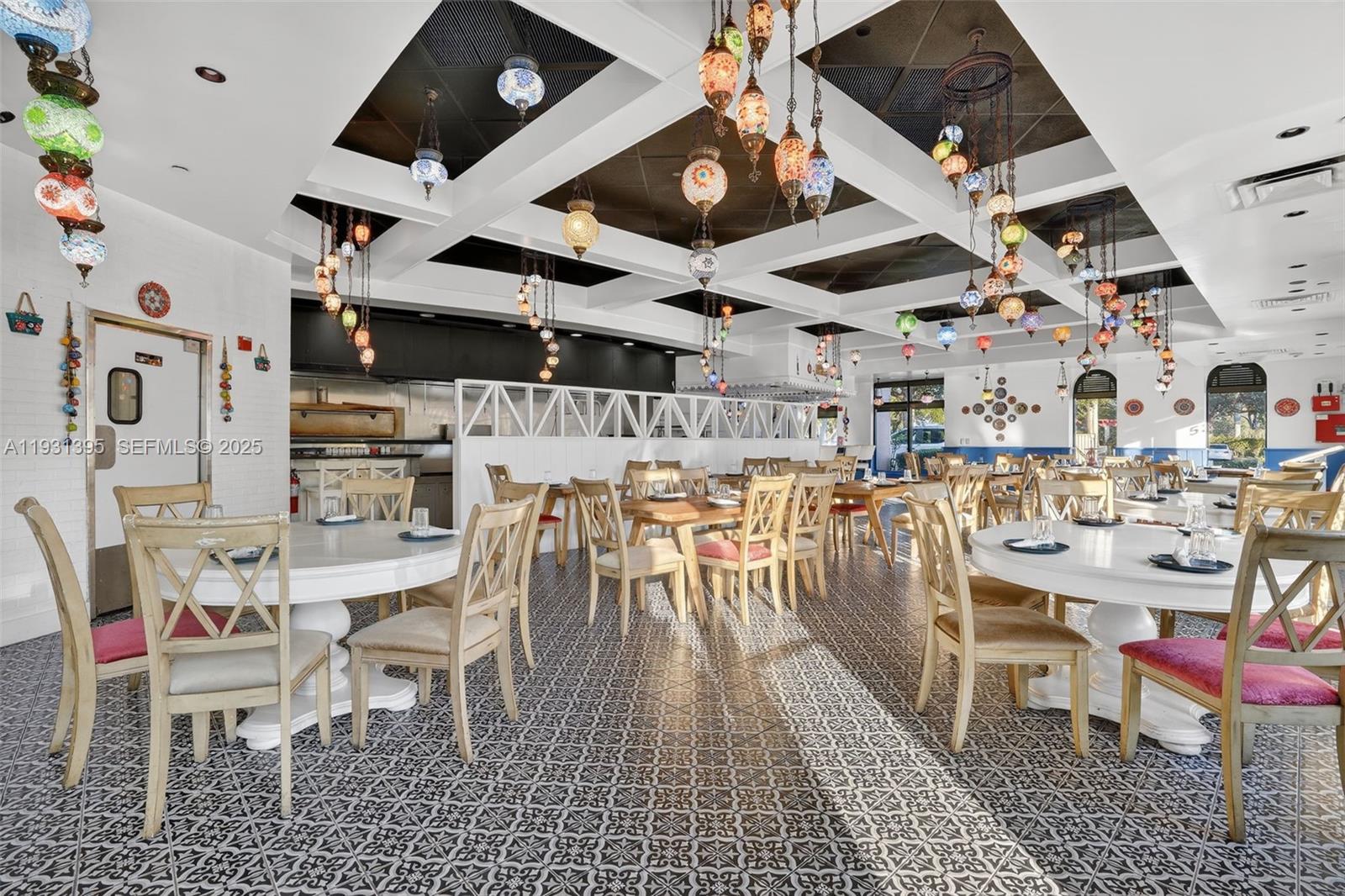 Turnkey Restaurant & Bar For Sale Prime Plantation