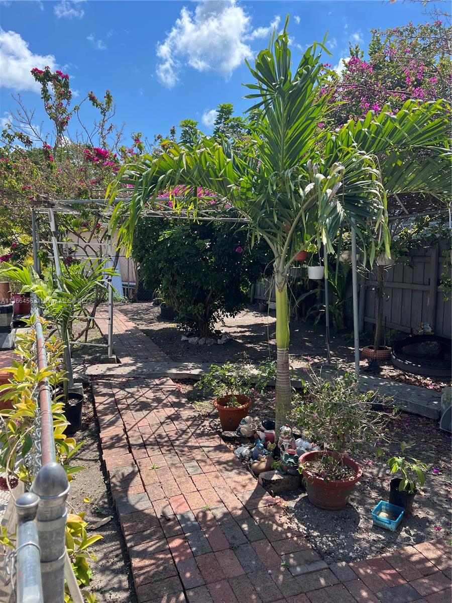 GEM HOMES NO THREE - Residential