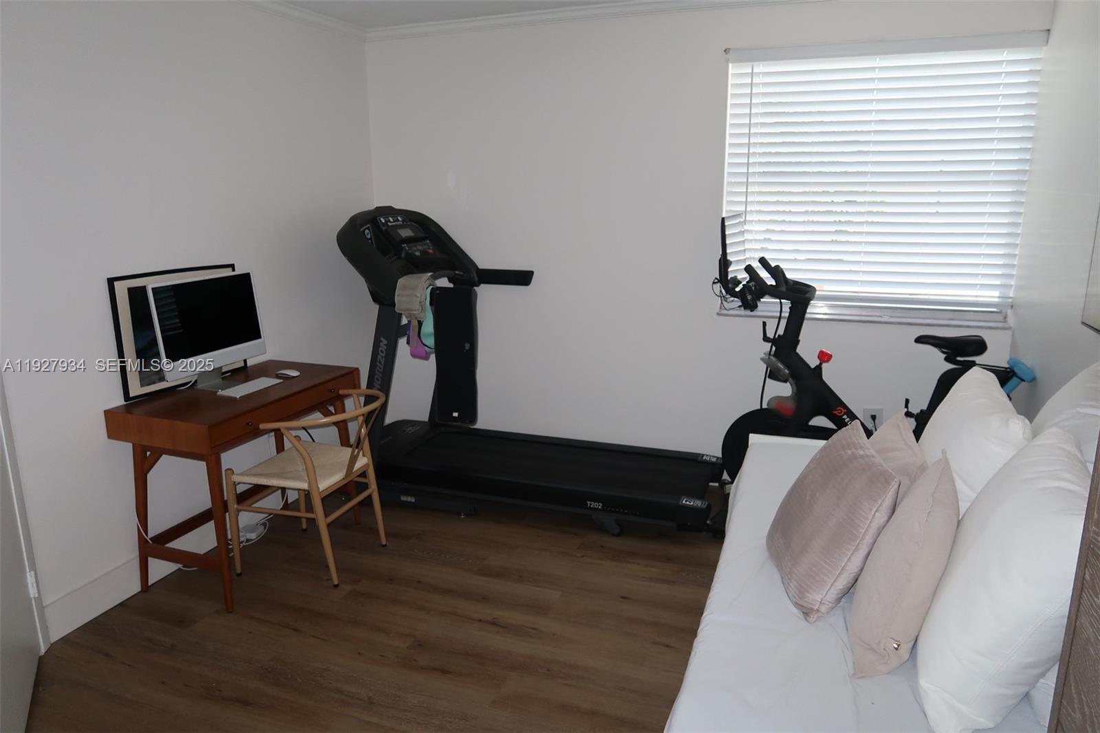 GABLES POINT CONDO I - Residential