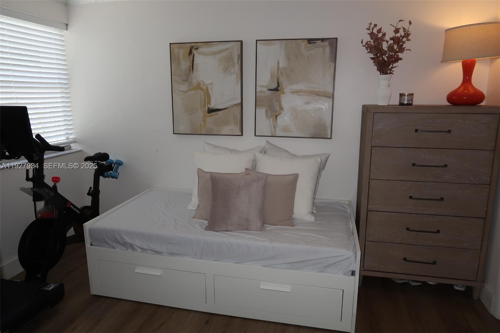 GABLES POINT CONDO I - Residential