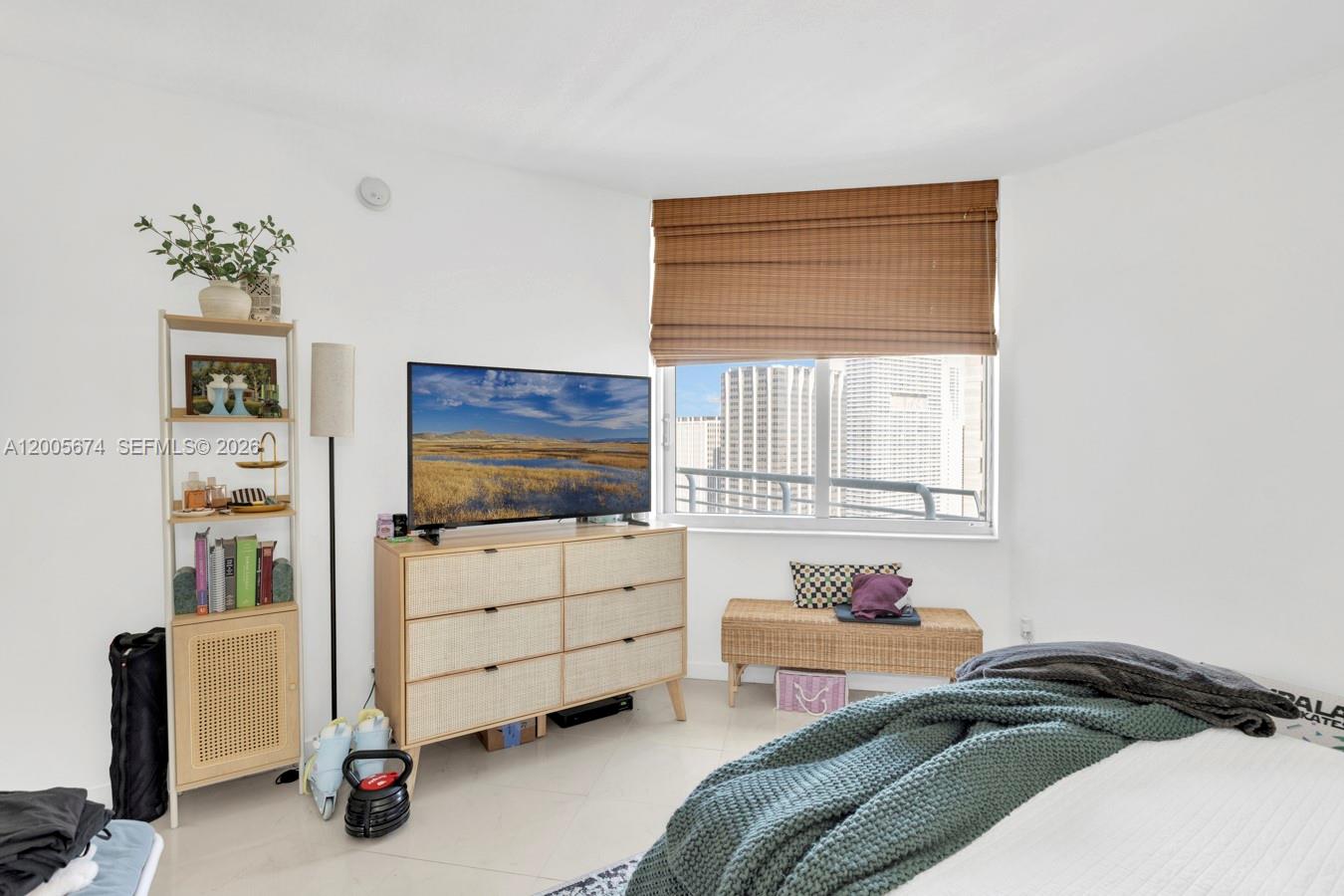 ONE MIAMI EAST - Residential