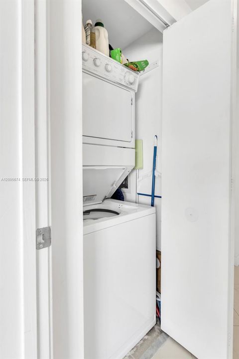 Tiny photo for 335 S Biscayne Bl #3408, Miami, FL 33131 (MLS # A12005674)