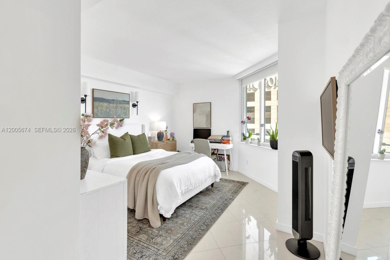 ONE MIAMI EAST - Residential