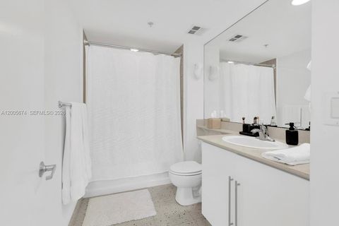 Tiny photo for 335 S Biscayne Bl #3408, Miami, FL 33131 (MLS # A12005674)