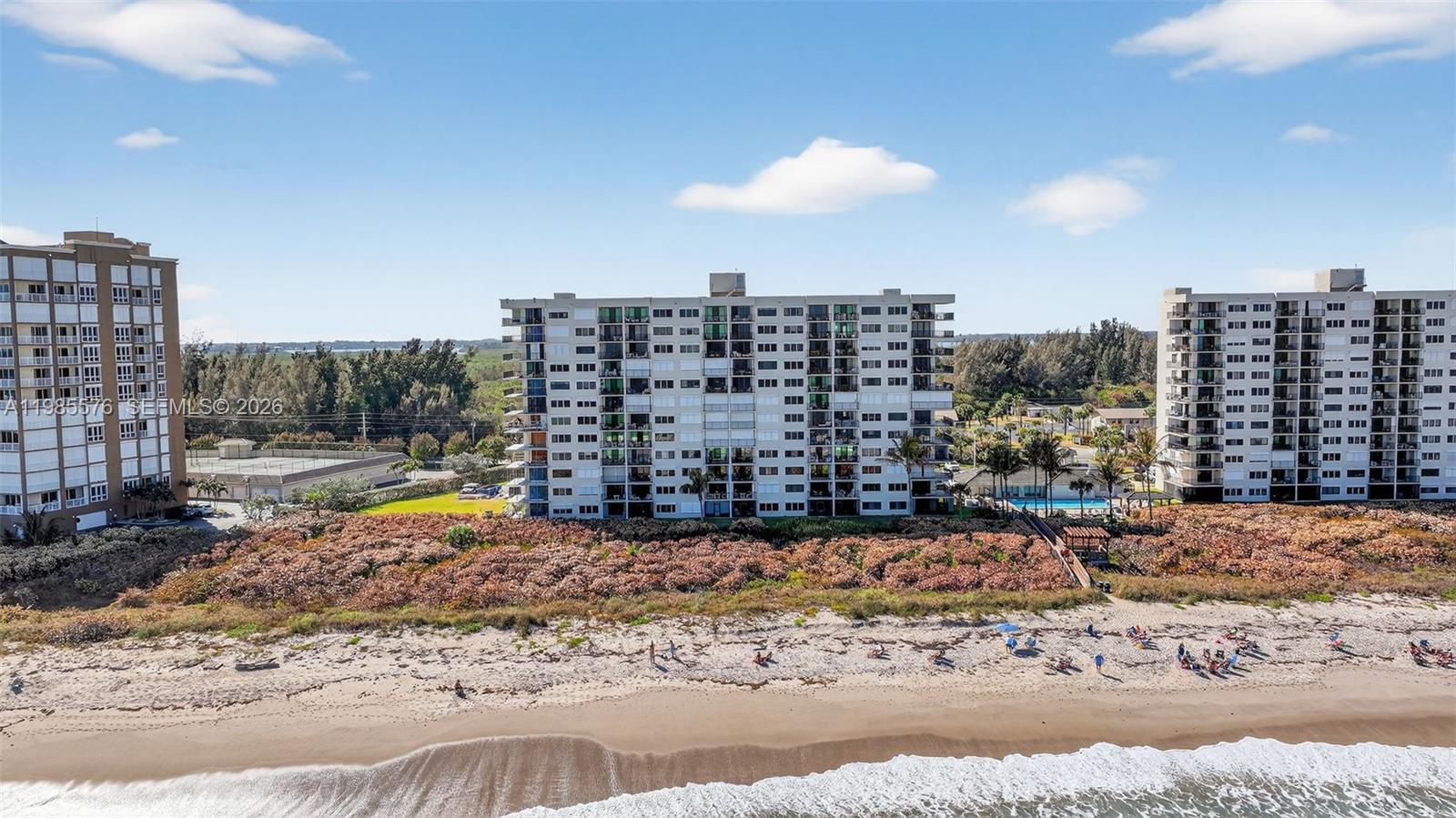 OCEAN HARBOUR CONDOMINIUM - Residential