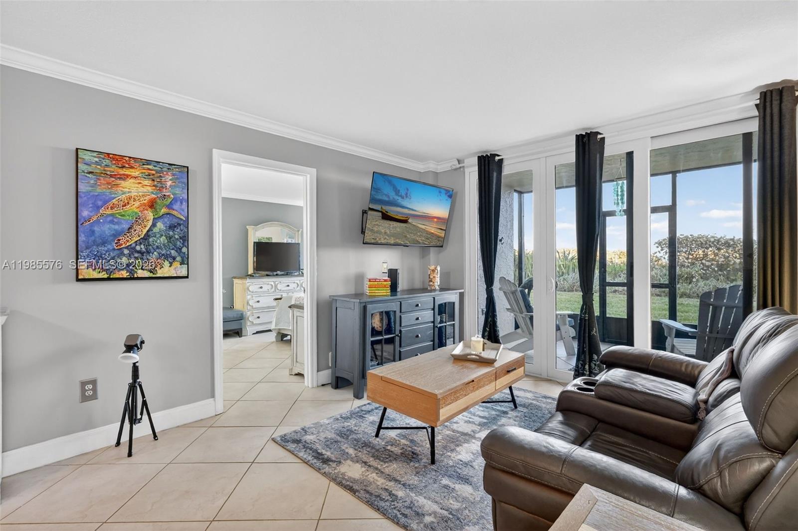 OCEAN HARBOUR CONDOMINIUM - Residential