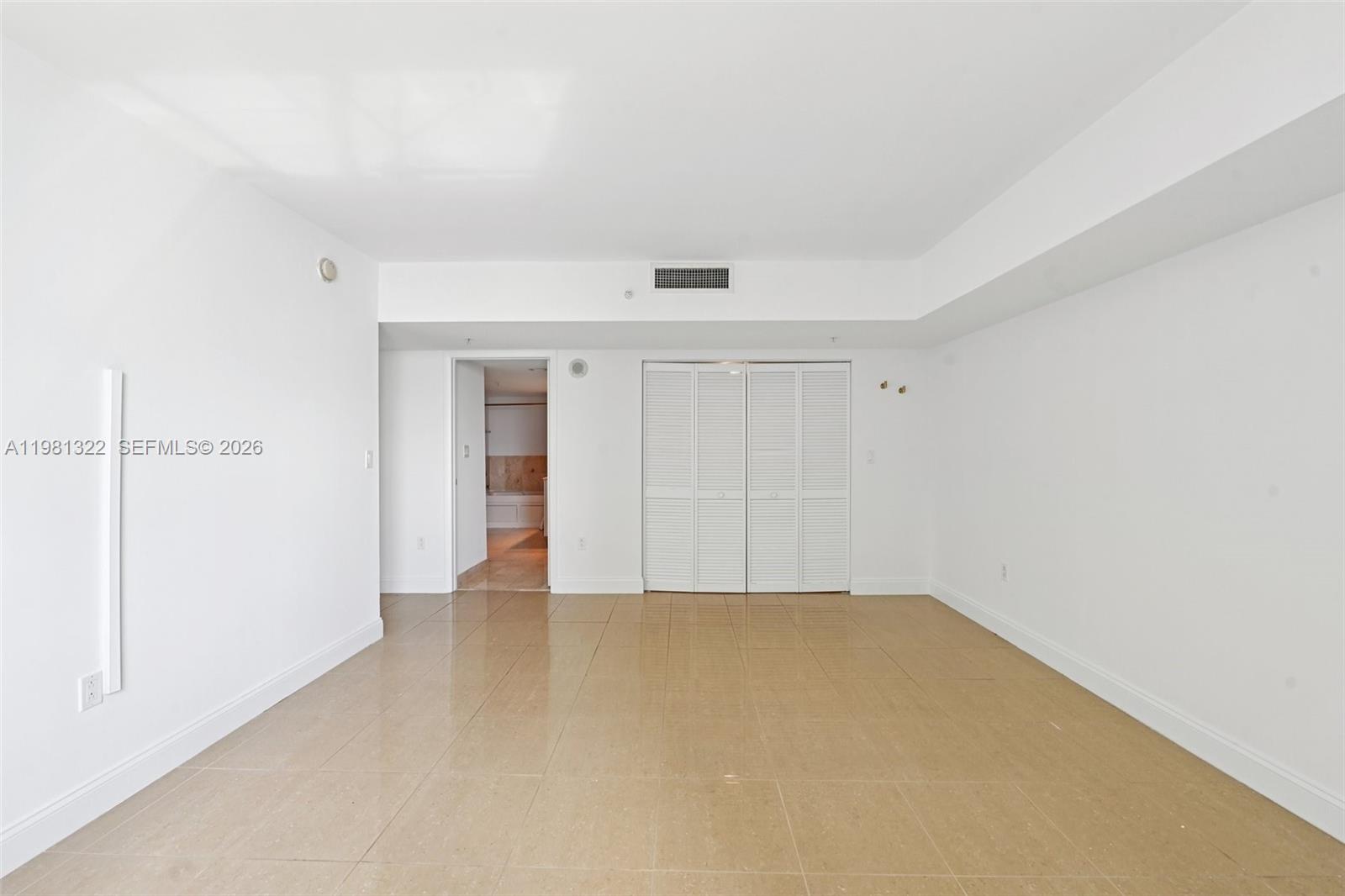 1800 CLUB CONDO - Residential