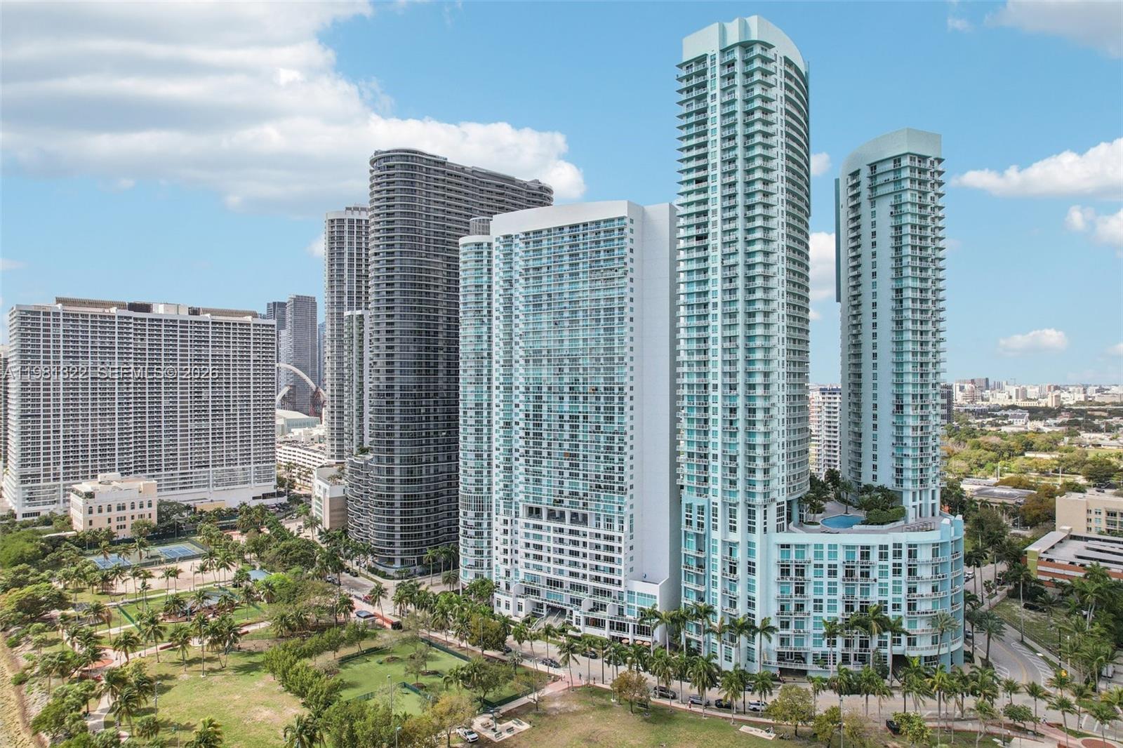 1800 CLUB CONDO - Residential