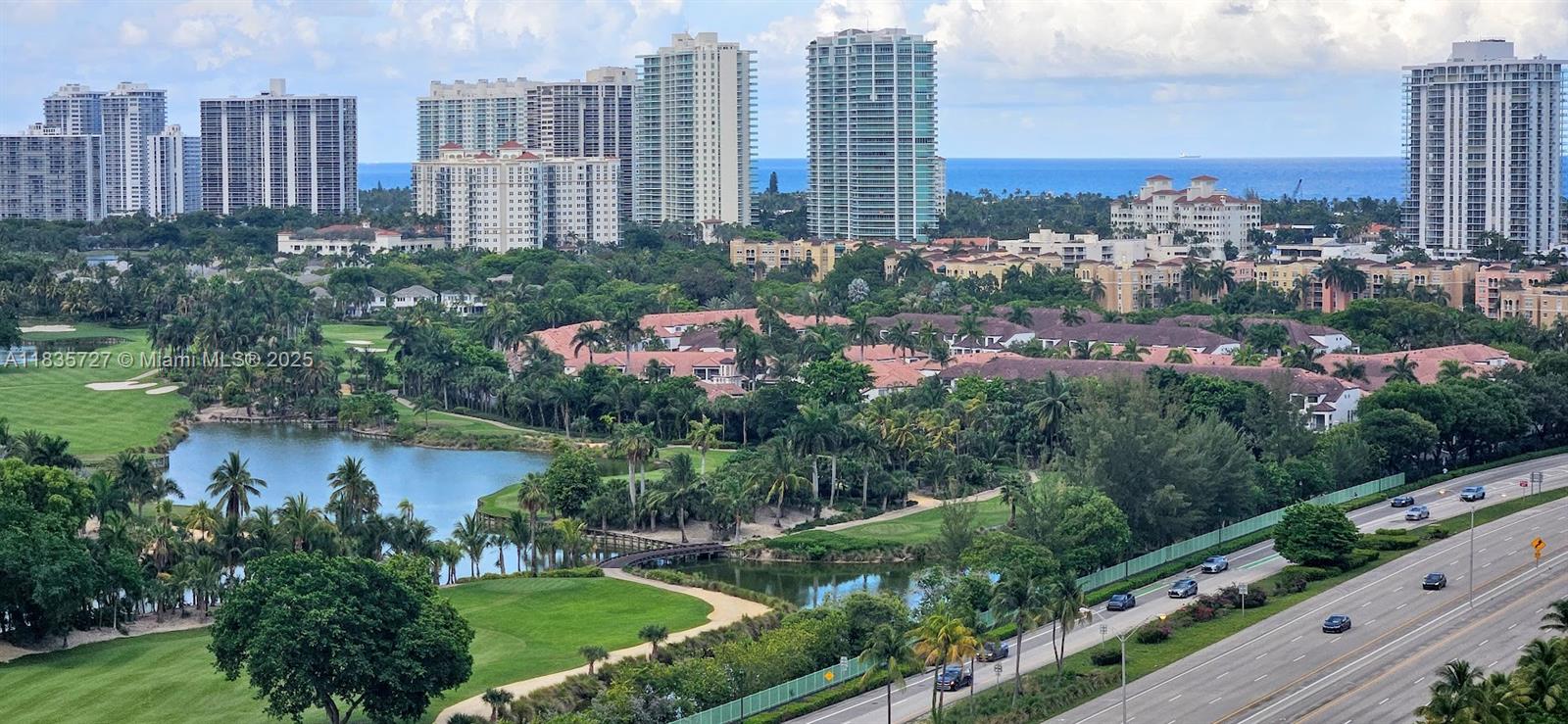 *** BREATHTAKING BAY AND OCEAN VIEWS FROM THIS BEAUTIFUL 2/2 LOWER PENTHOUSE IN AVENTURA ***
SPLIT BEDROOMS *** WATER, CABLE AND INTERNET INCLUDED IN THE RENT *** LARGE BALCONY *** ASSIGNED PARKING *** RESORT STYLE AMENITIES: POOL - GYM - VOLLEYBALL COURT - SPA - SAUNA - SOCIAL ROOM - VALET PARKING AND FRONT DESK 24 HR - WALKING DISTANCE TO AVENTURA MALL -