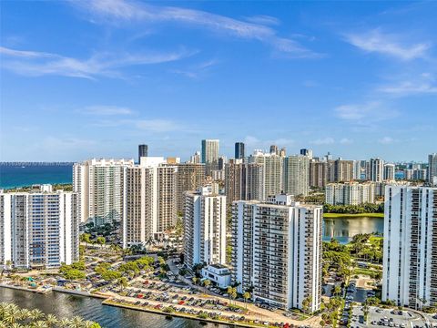 A home in Aventura