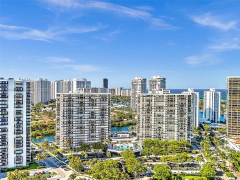 A home in Aventura