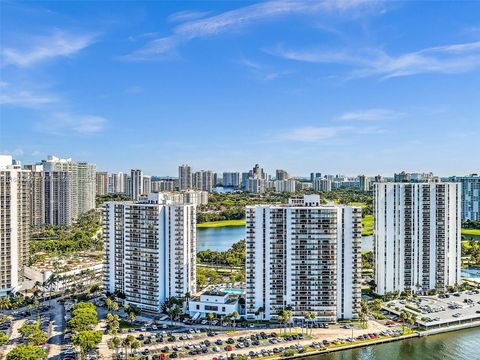 A home in Aventura