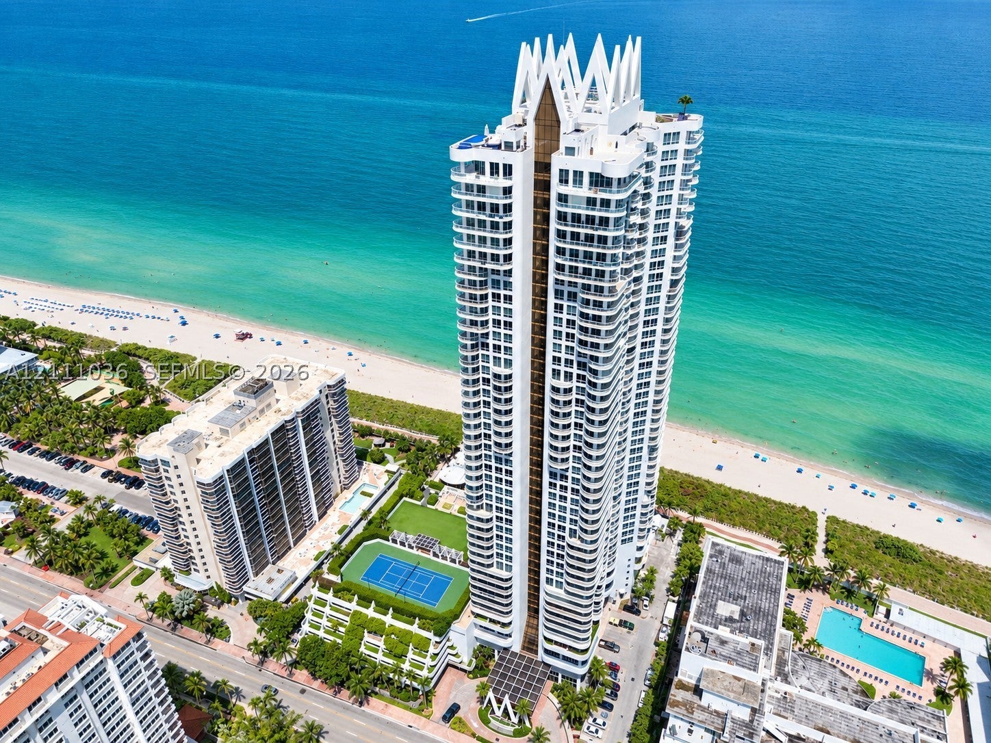6365 Collins Ave