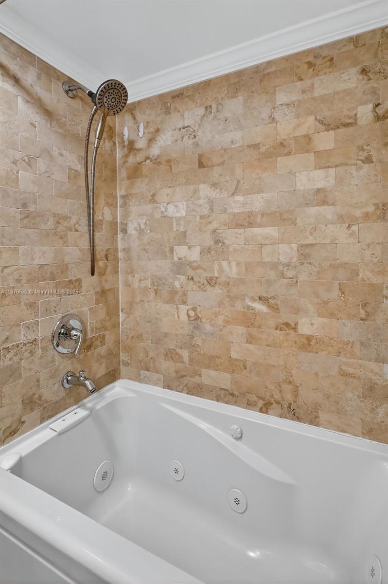 SANDPIPER CONDO - Residential