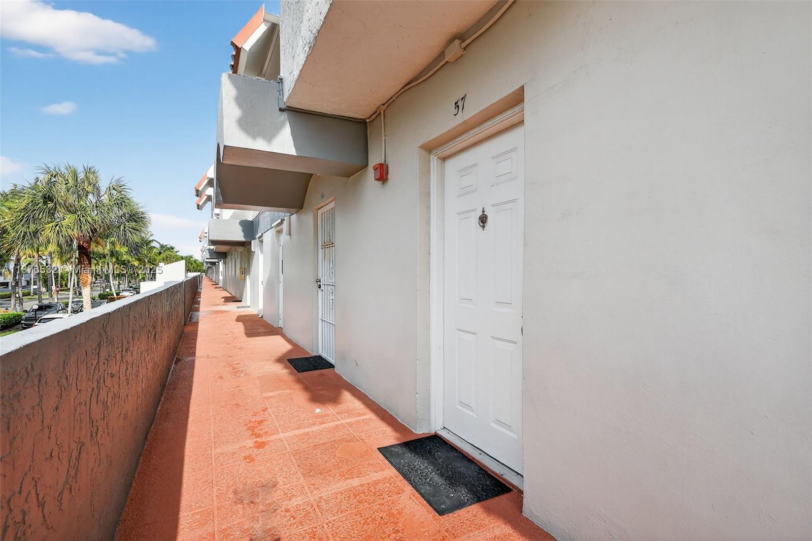 SANDPIPER CONDO - Residential