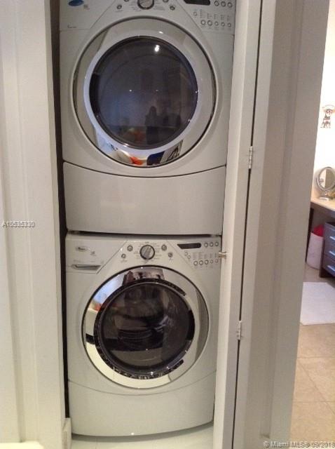 ICON BRICKELL NO TWO COND - Residential