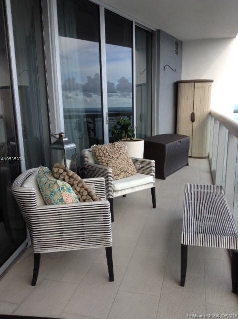 ICON BRICKELL NO TWO COND - Residential