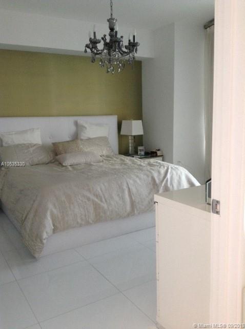 ICON BRICKELL NO TWO COND - Residential