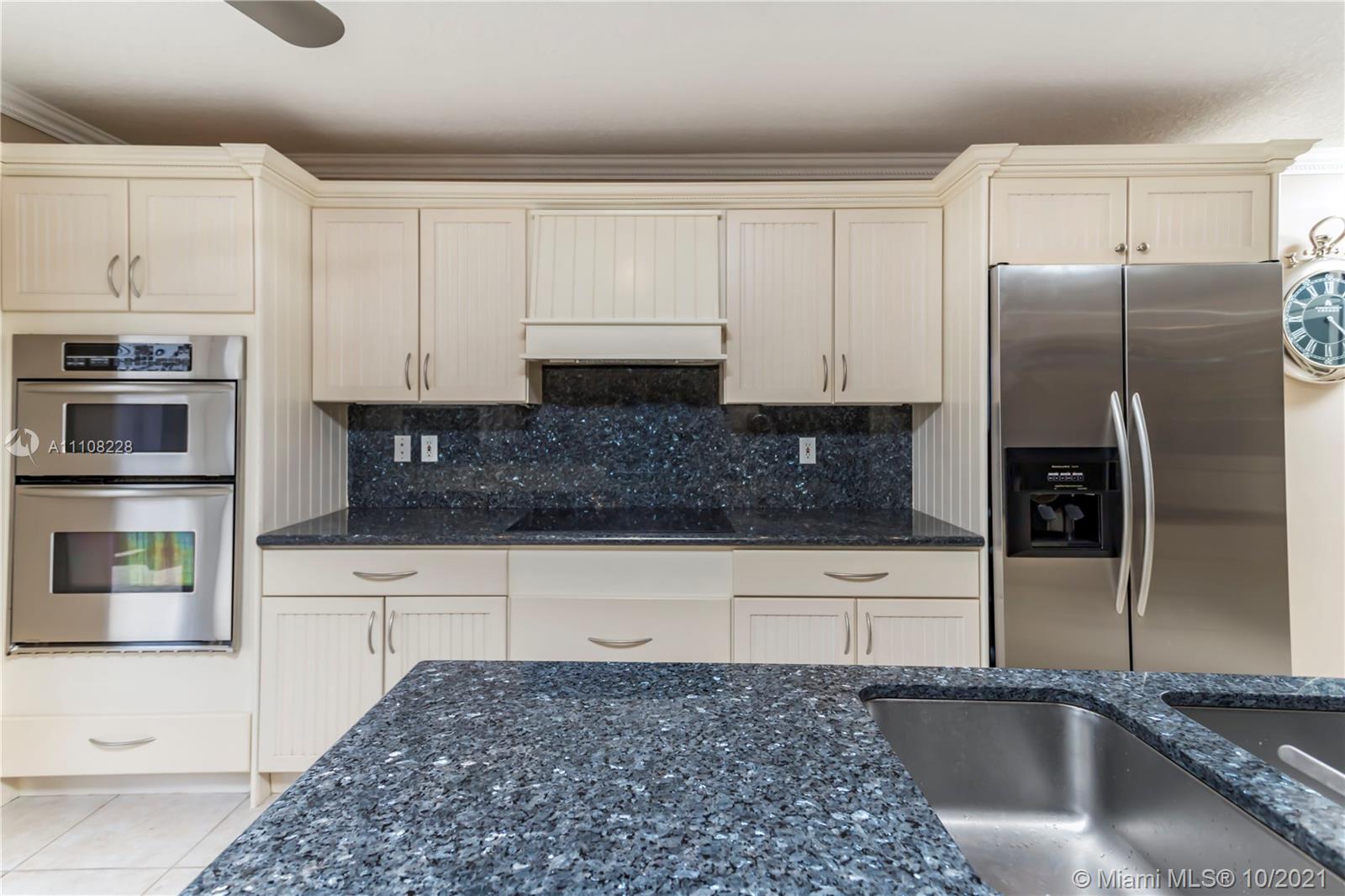 NORTH PALM BEACH VILLAGE - Residential Lease