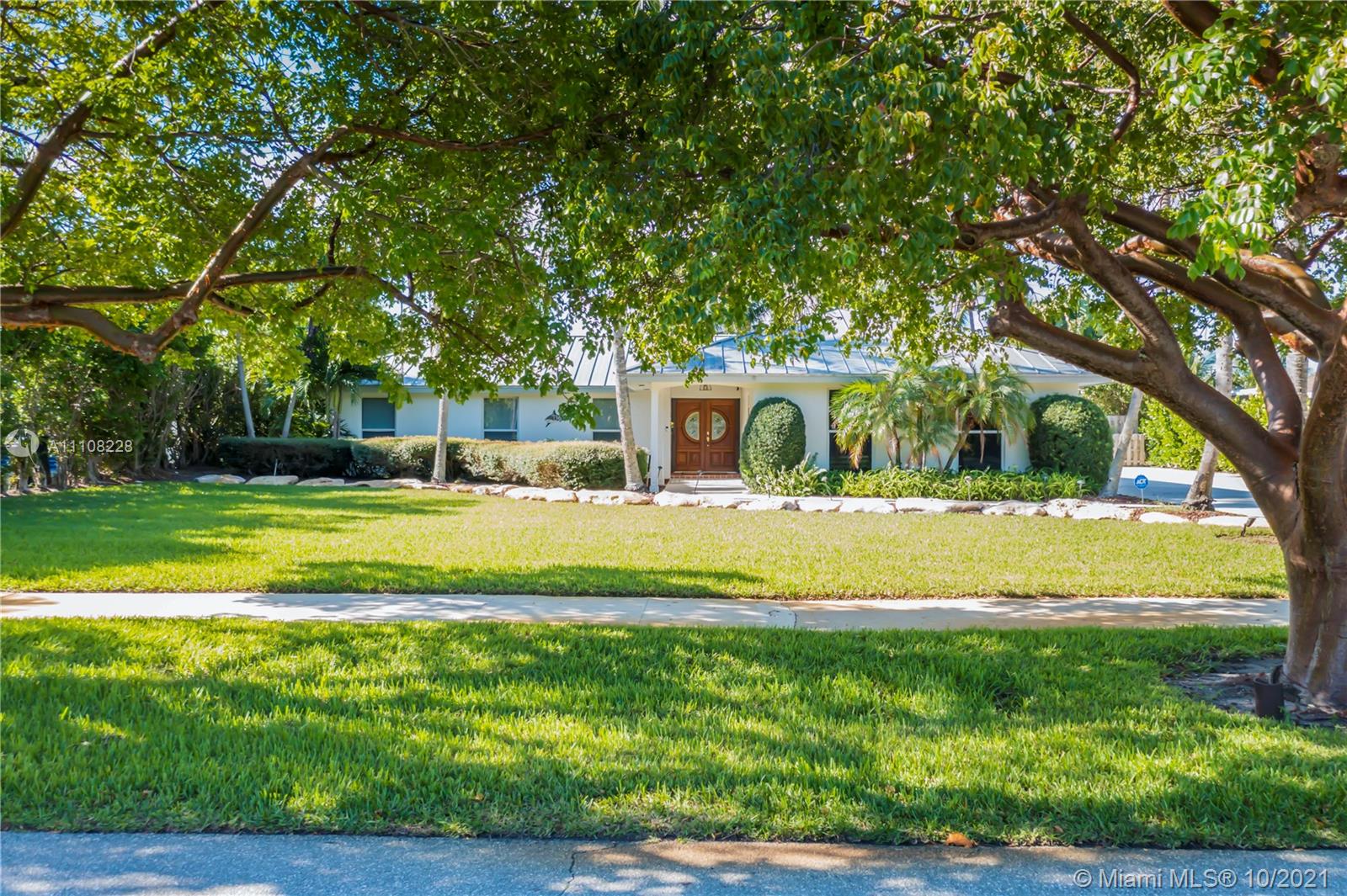 NORTH PALM BEACH VILLAGE - Residential Lease