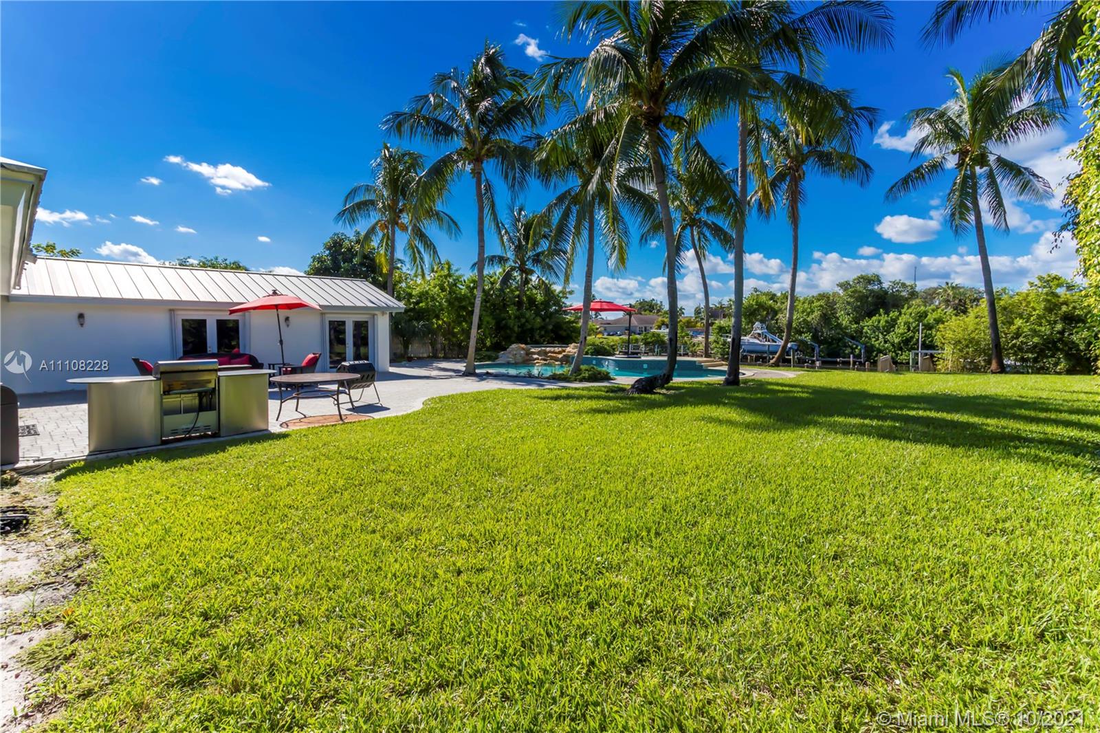 NORTH PALM BEACH VILLAGE - Residential Lease