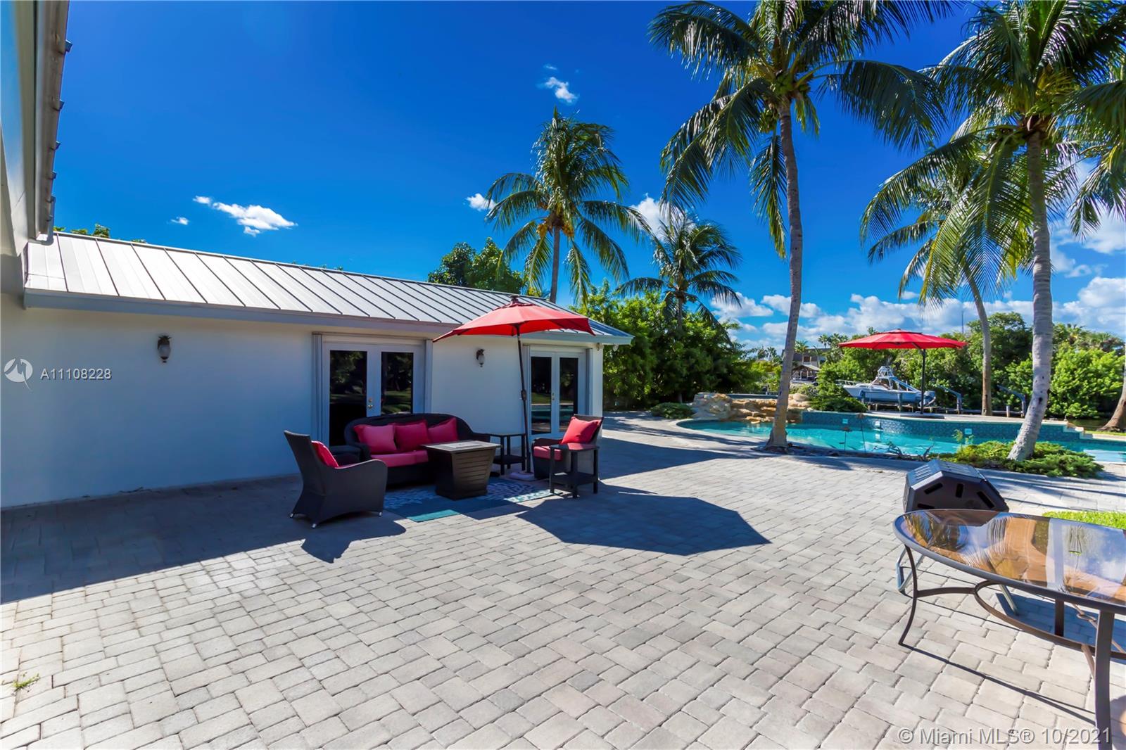 NORTH PALM BEACH VILLAGE - Residential Lease