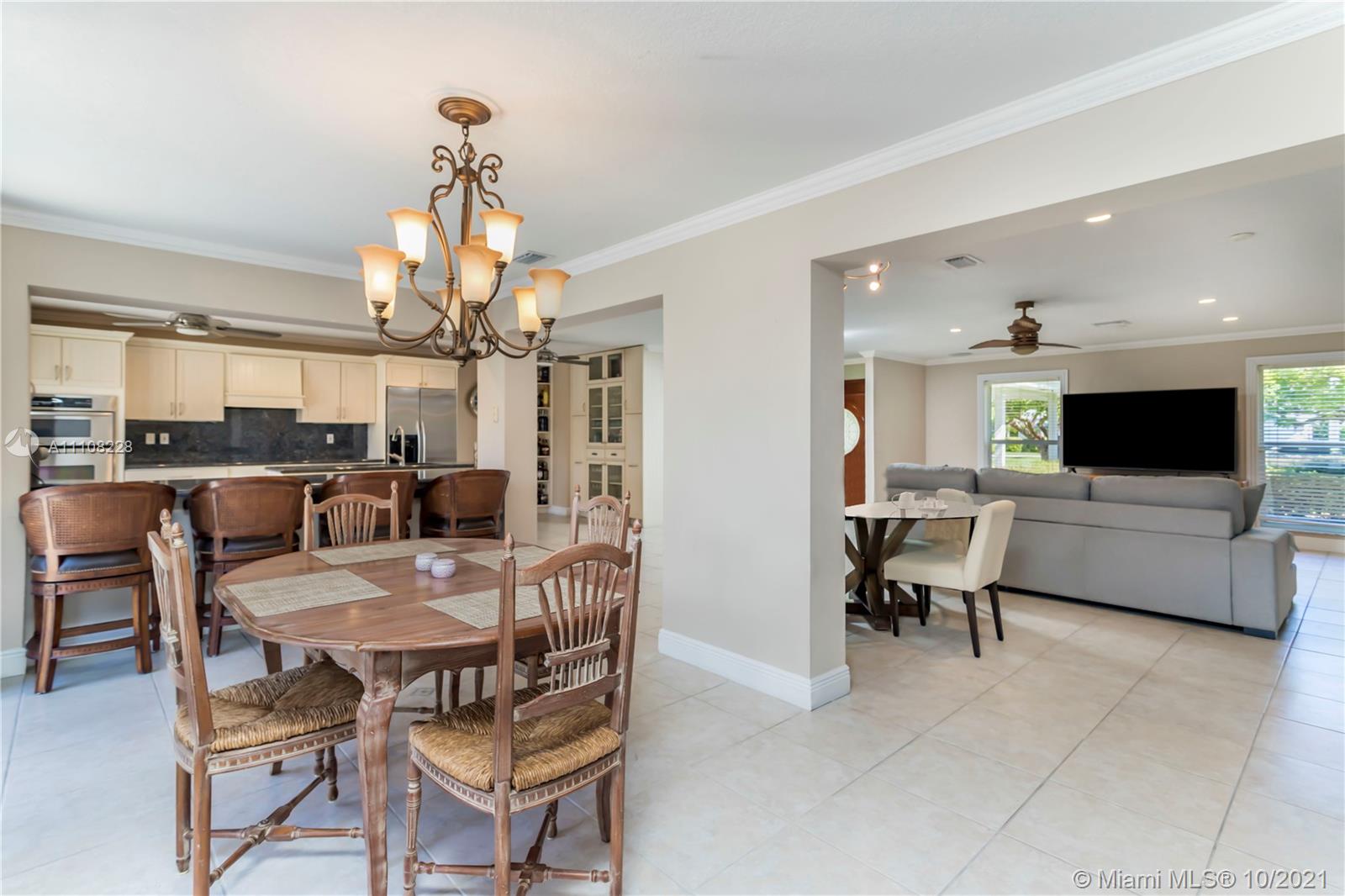 NORTH PALM BEACH VILLAGE - Residential Lease