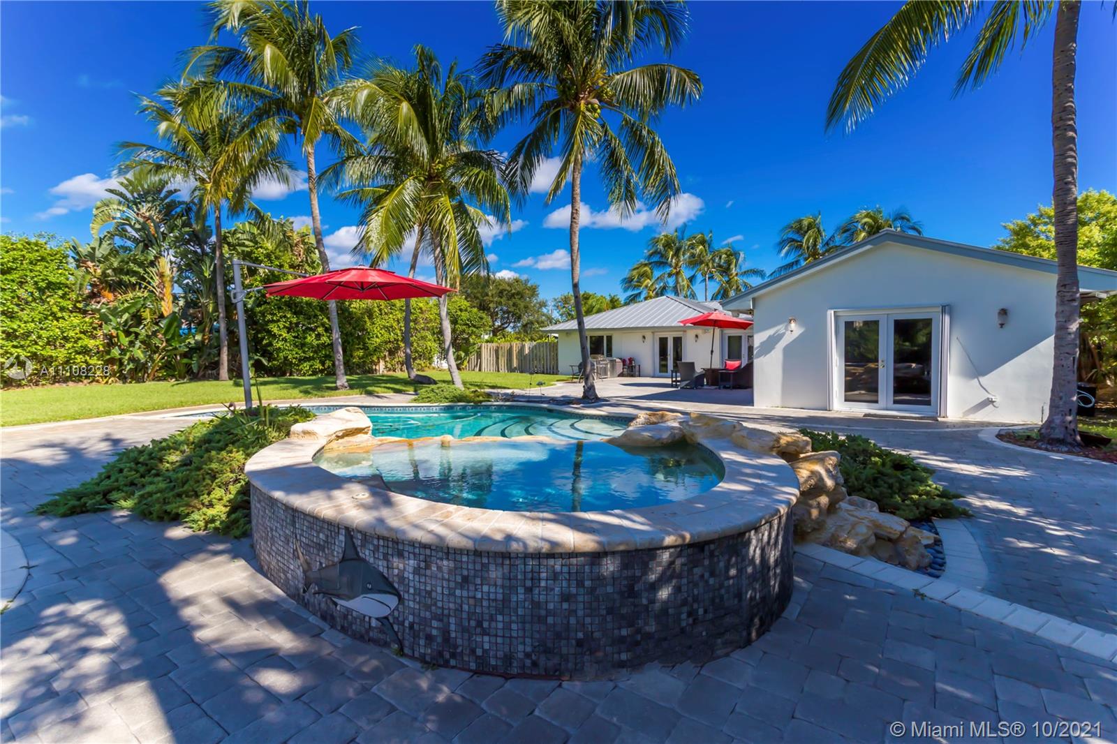 NORTH PALM BEACH VILLAGE - Residential Lease