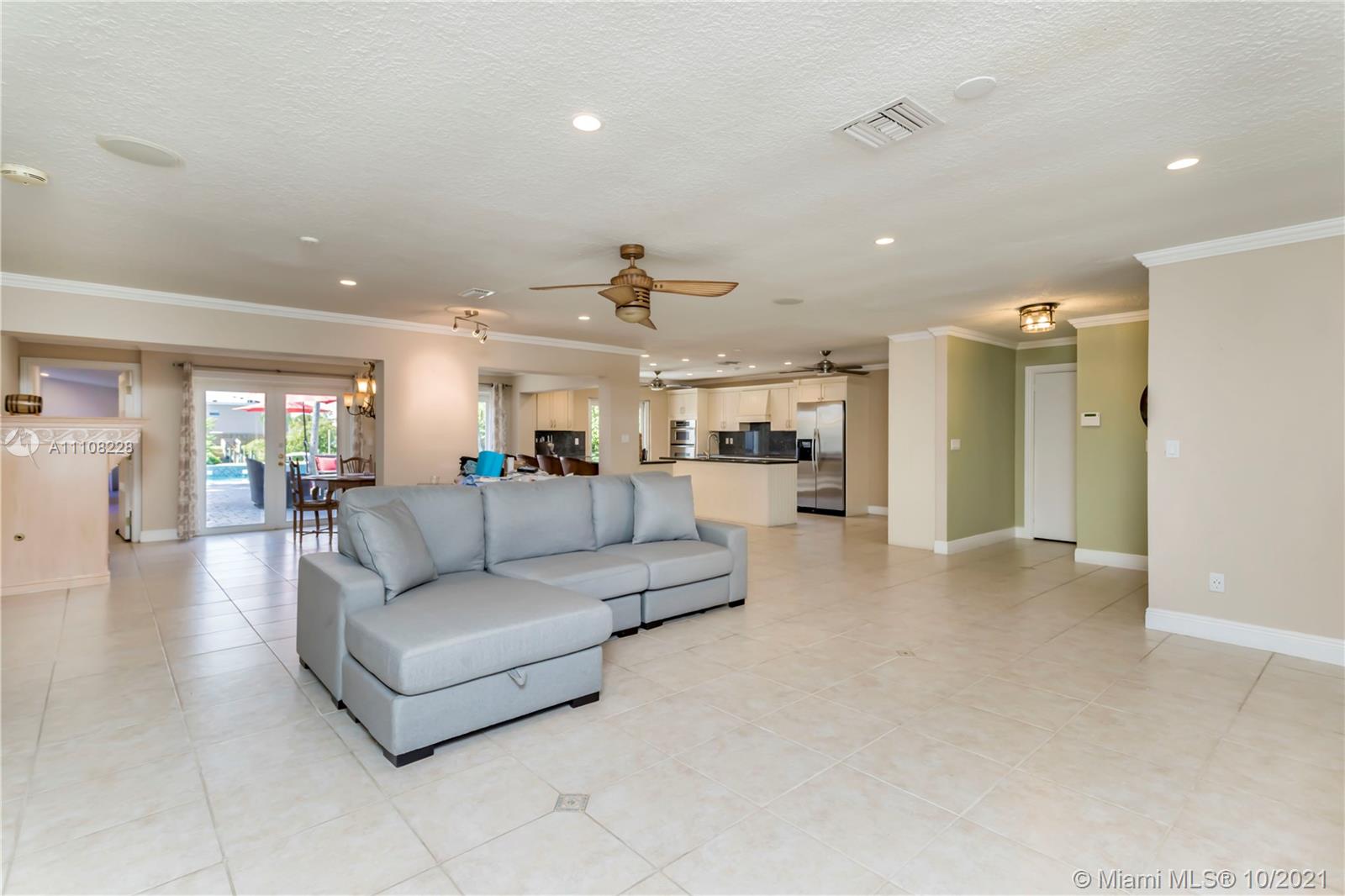 NORTH PALM BEACH VILLAGE - Residential Lease