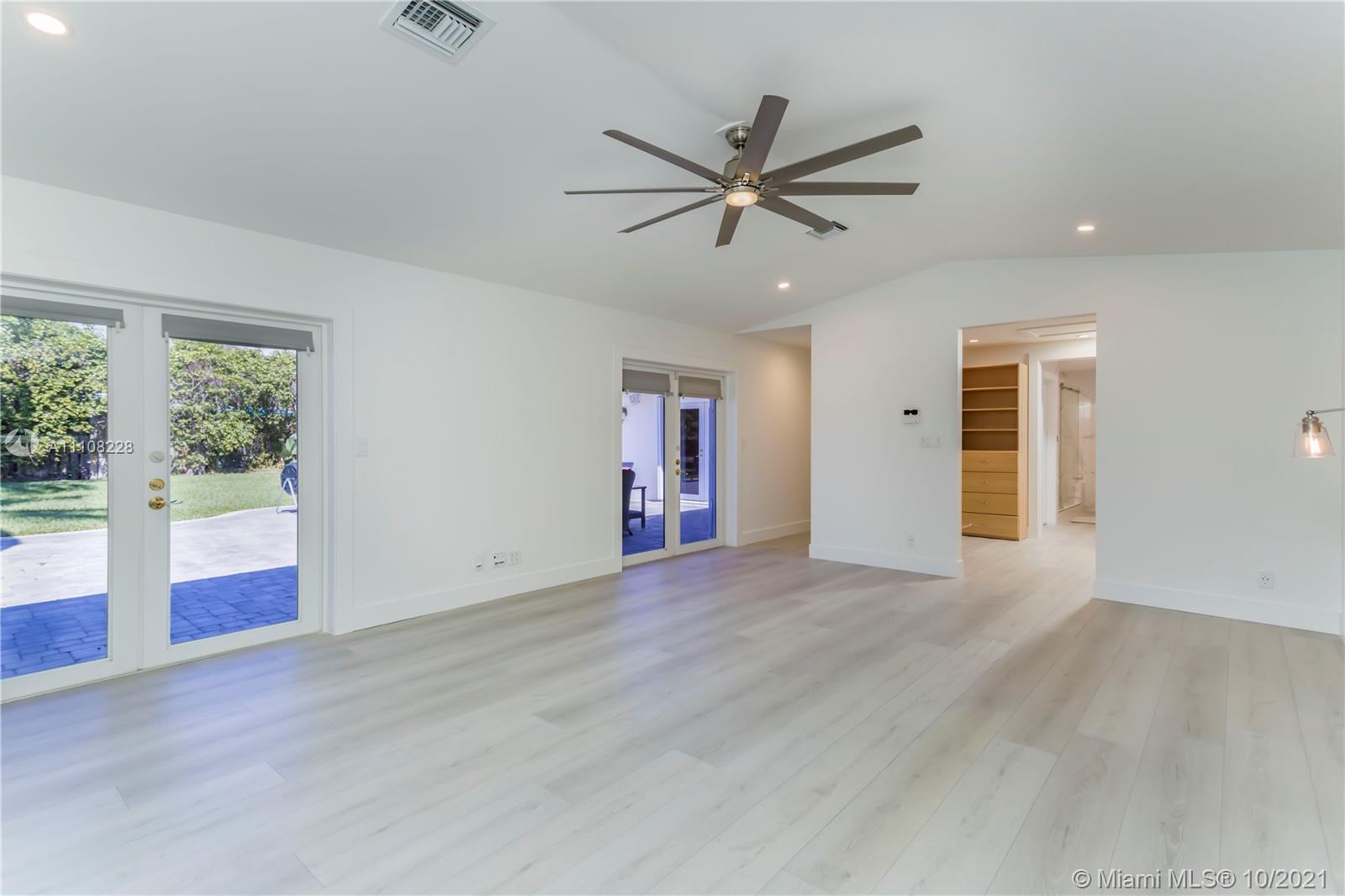 NORTH PALM BEACH VILLAGE - Residential Lease