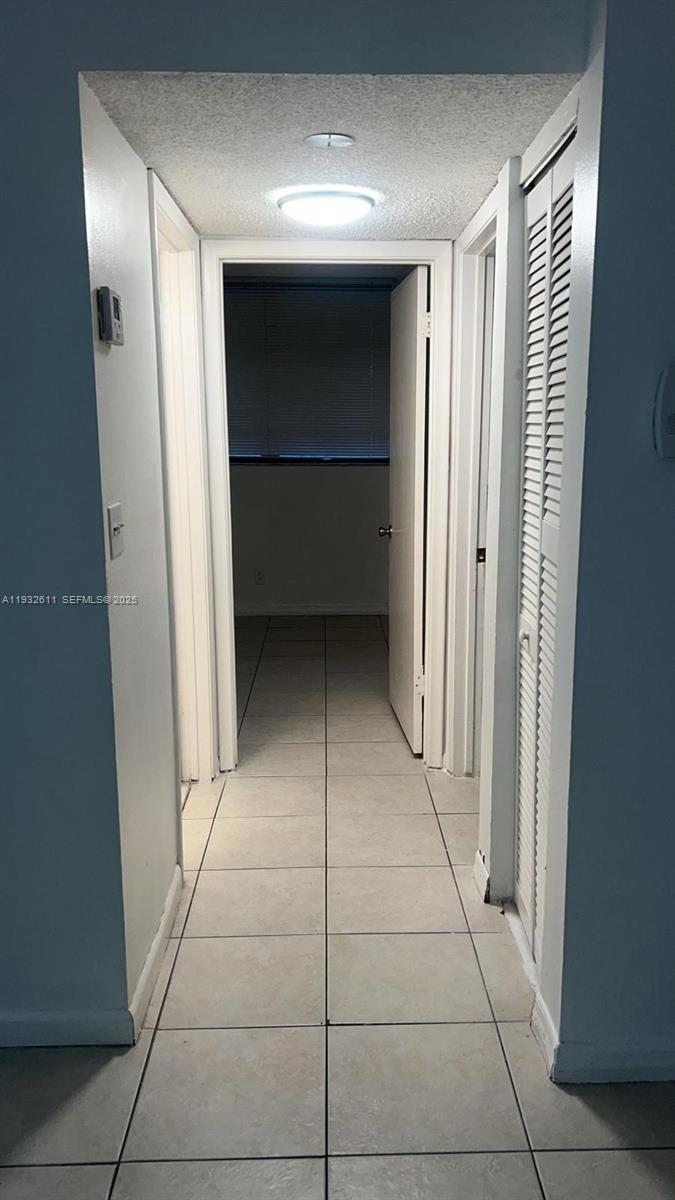 PRESIDENTIAL GOLFVIEW CON - Residential Lease