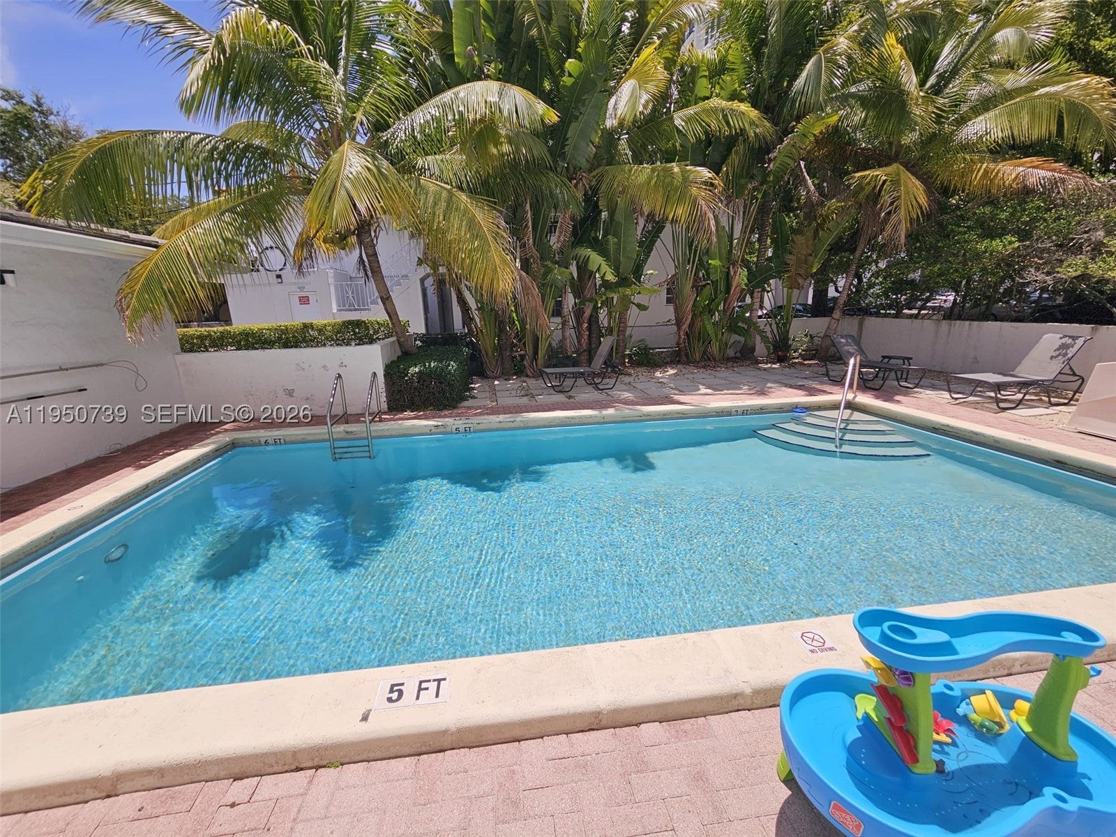 235 Antilla Ave 4