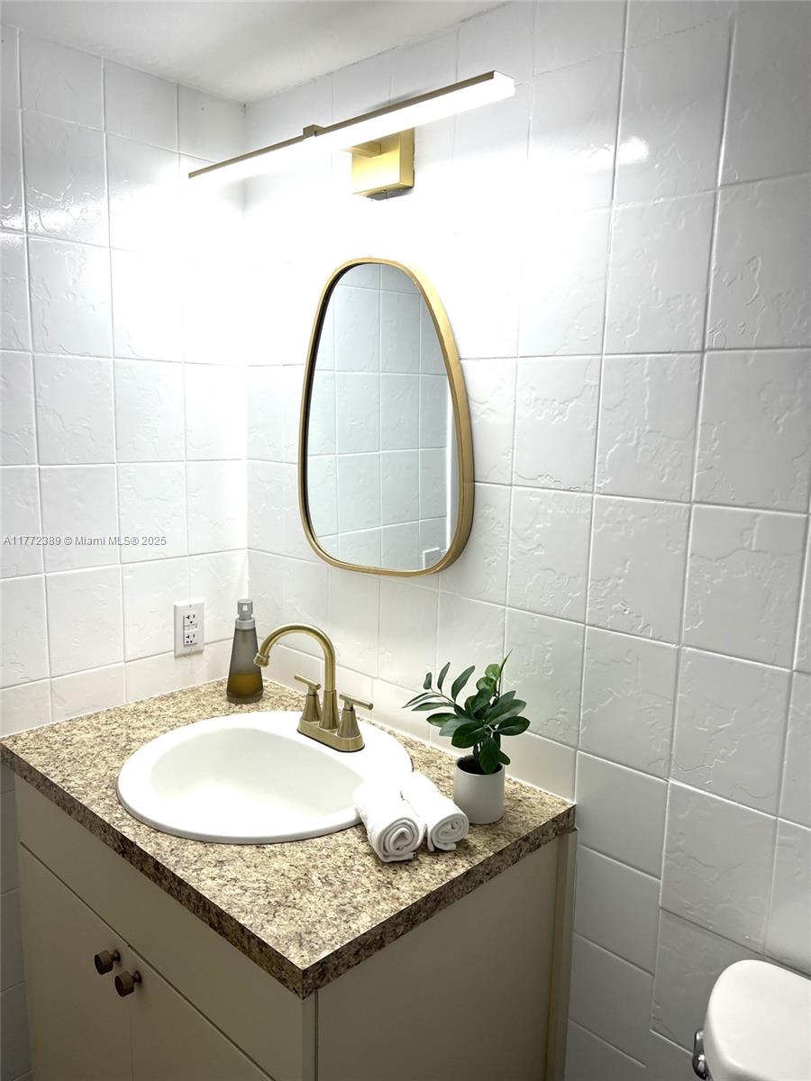 MIRADOR PLAZA CONDO - Residential
