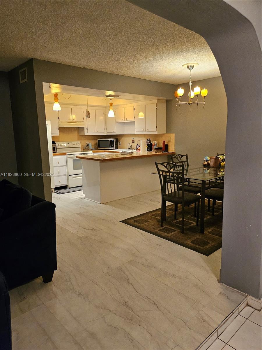 SHAKER VILLAGE PHASE 1 - Residential