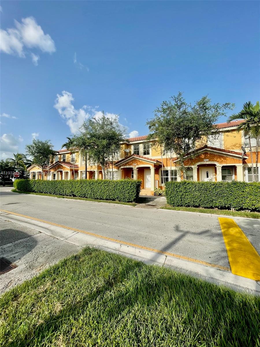 BLUEWATERS SUBDIVISION - Residential Lease