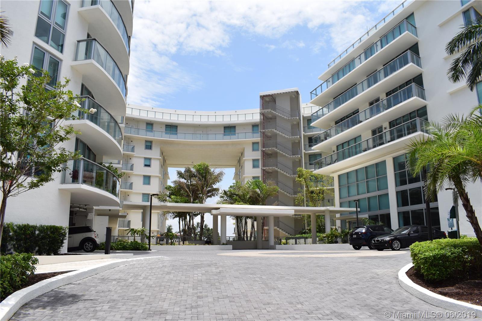 PELORO - Residential Lease