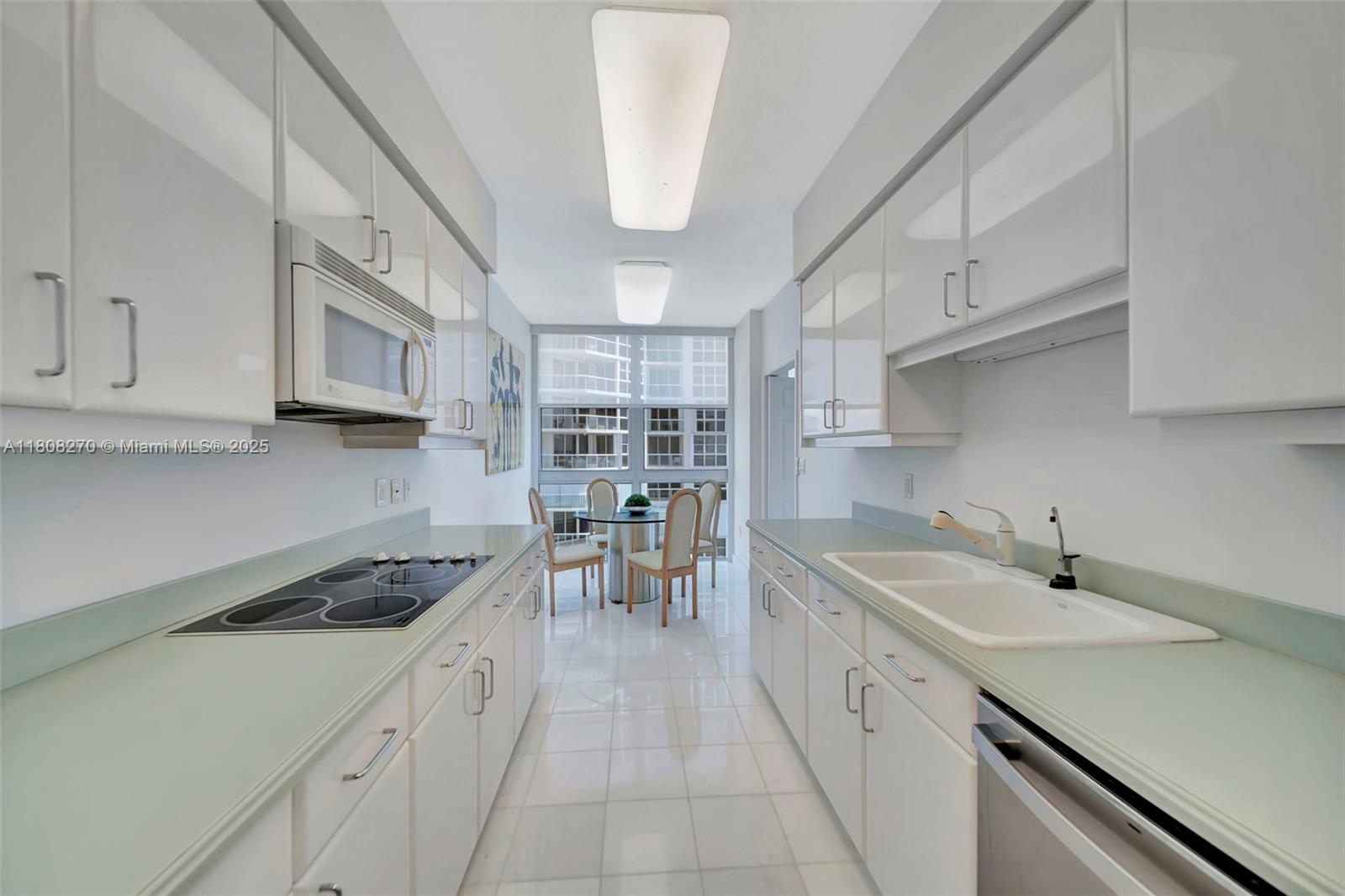 RENAISSANCE ON THE OCEAN - Residential Lease