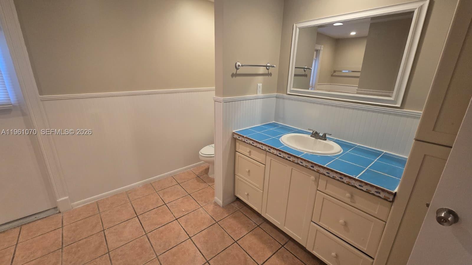 WYNNEWOOD ACRES 5 - Residential