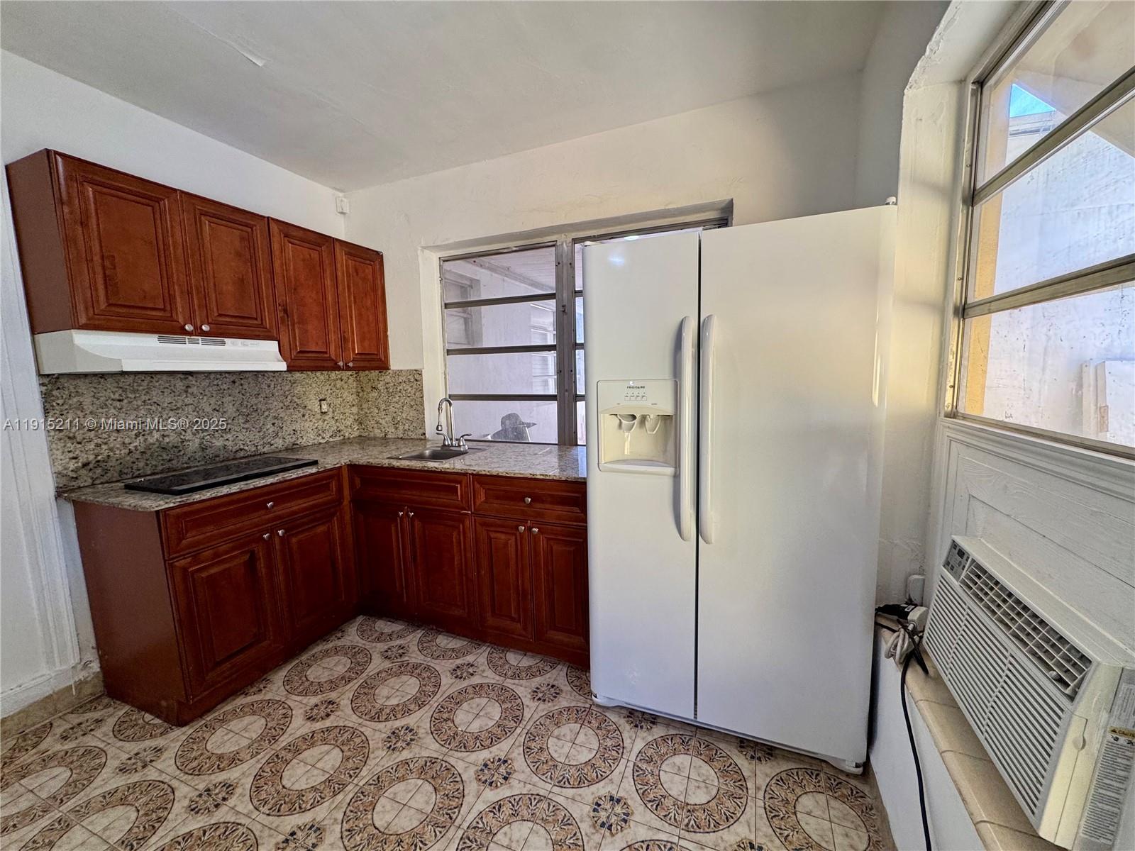 WINONA PARK - Residential Lease