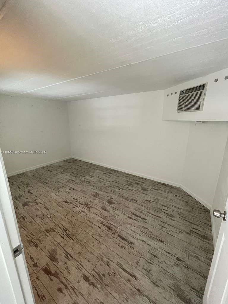 1771 Blount Rd 204