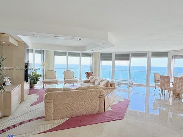 OCEANIA II CONDO - Residential Lease