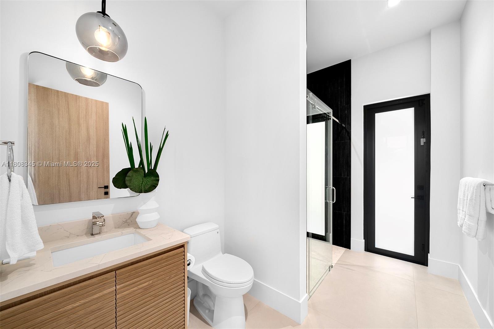 COLLINS ESTATES - Residential