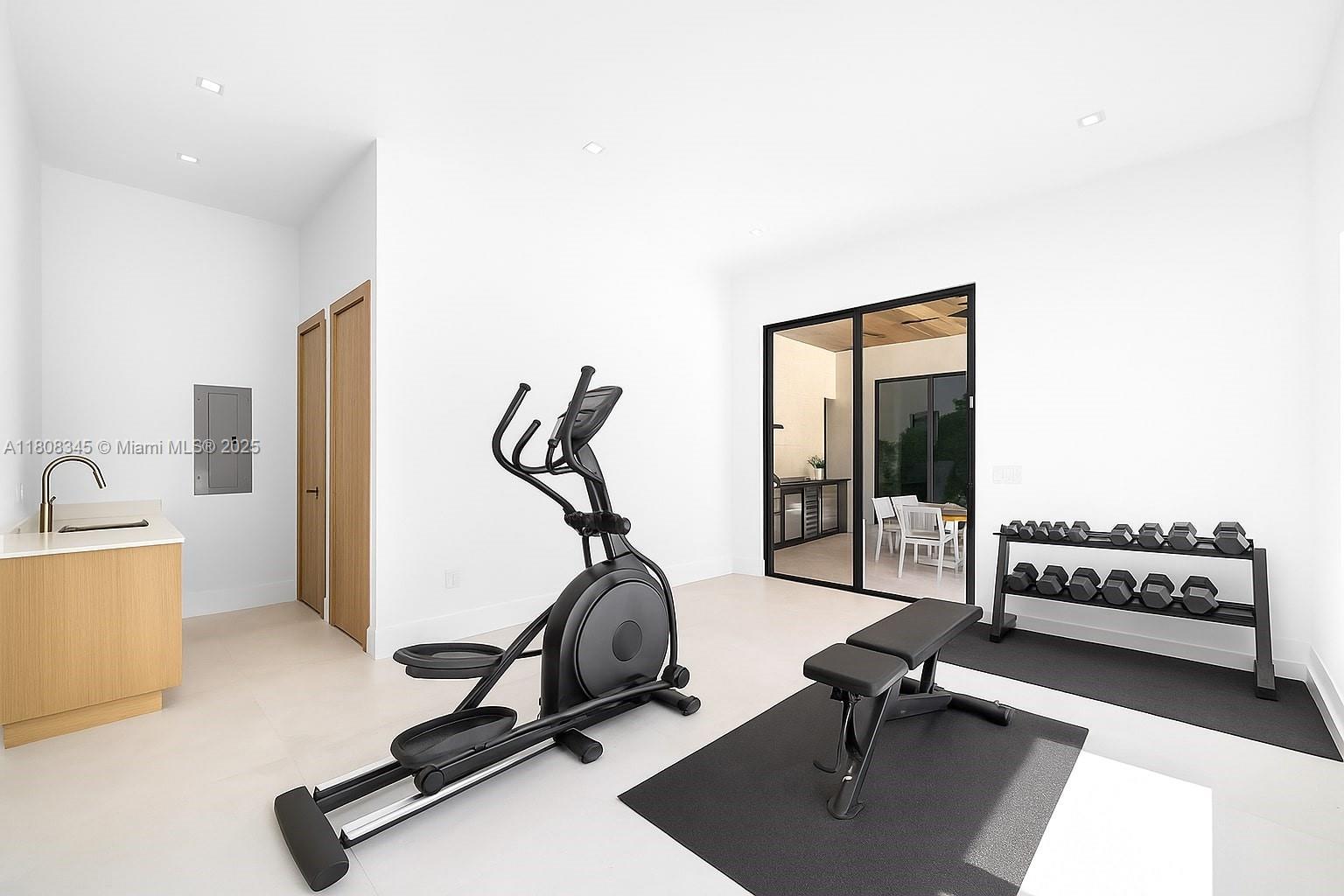 COLLINS ESTATES - Residential