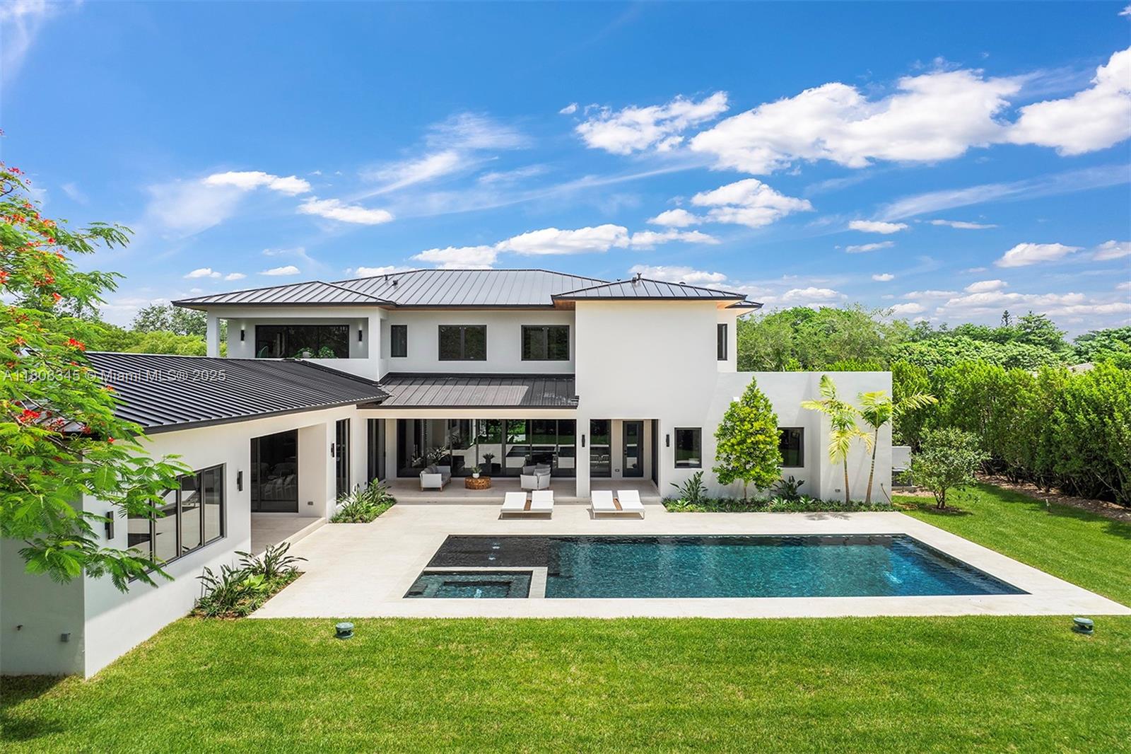 COLLINS ESTATES - Residential