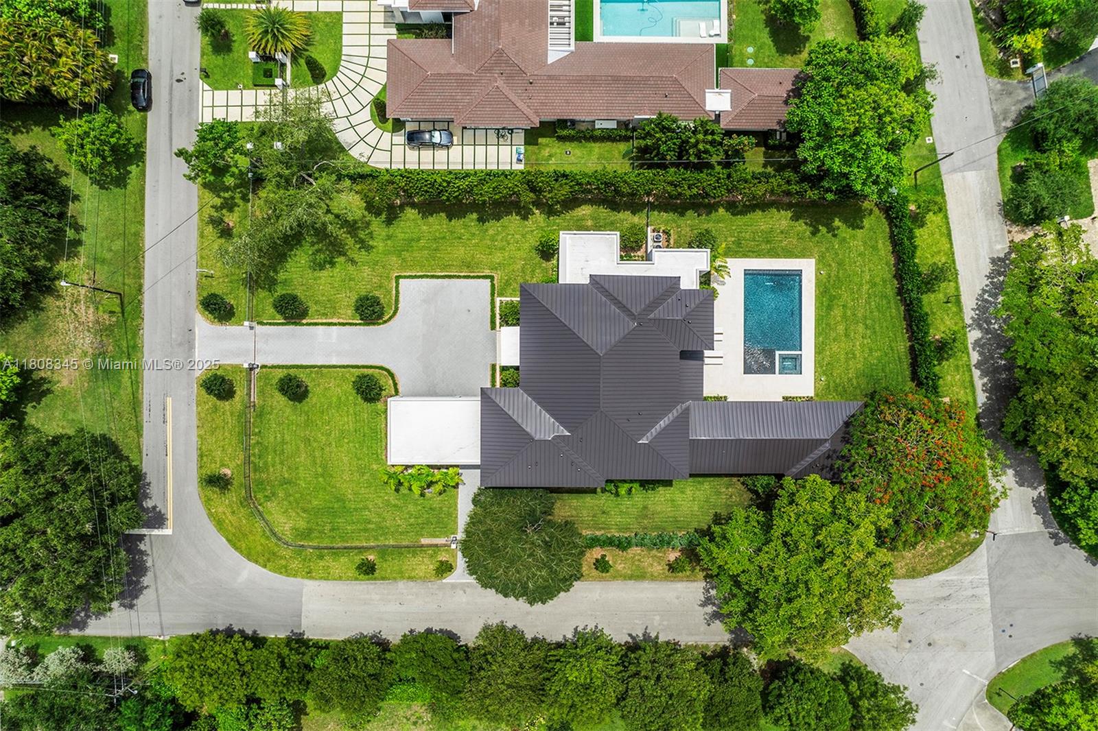 COLLINS ESTATES - Residential