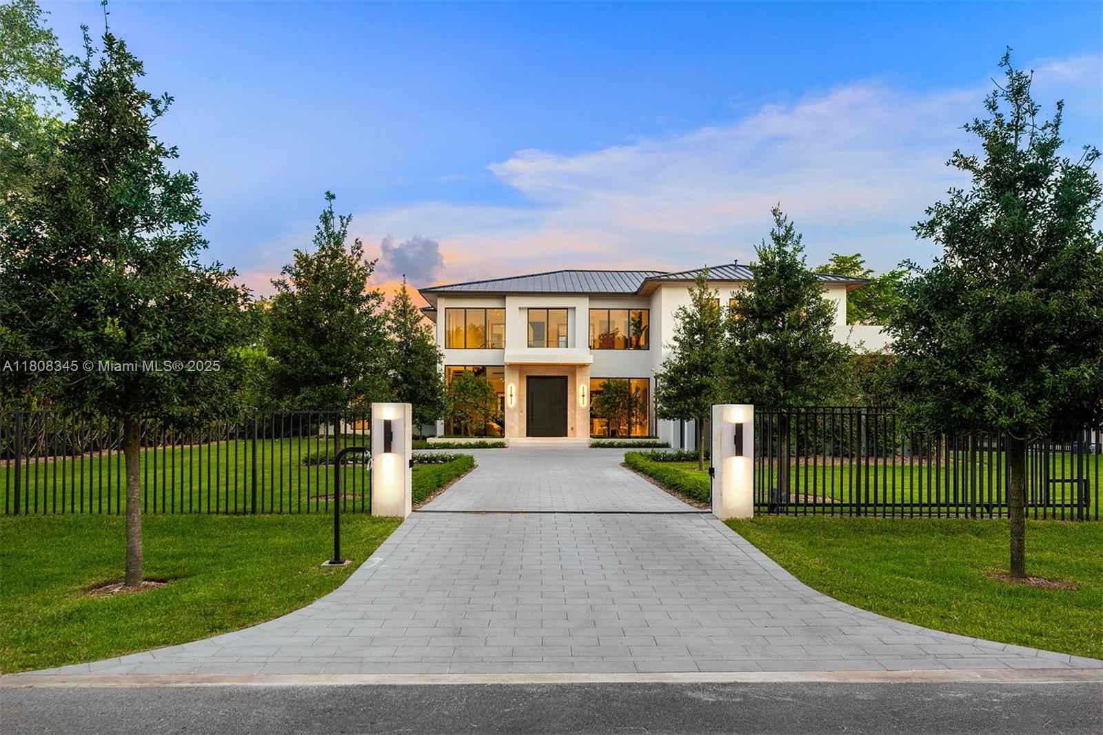 COLLINS ESTATES - Residential