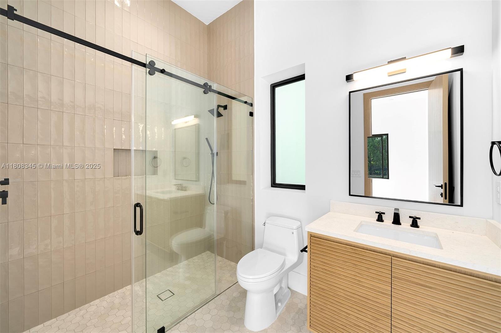 COLLINS ESTATES - Residential