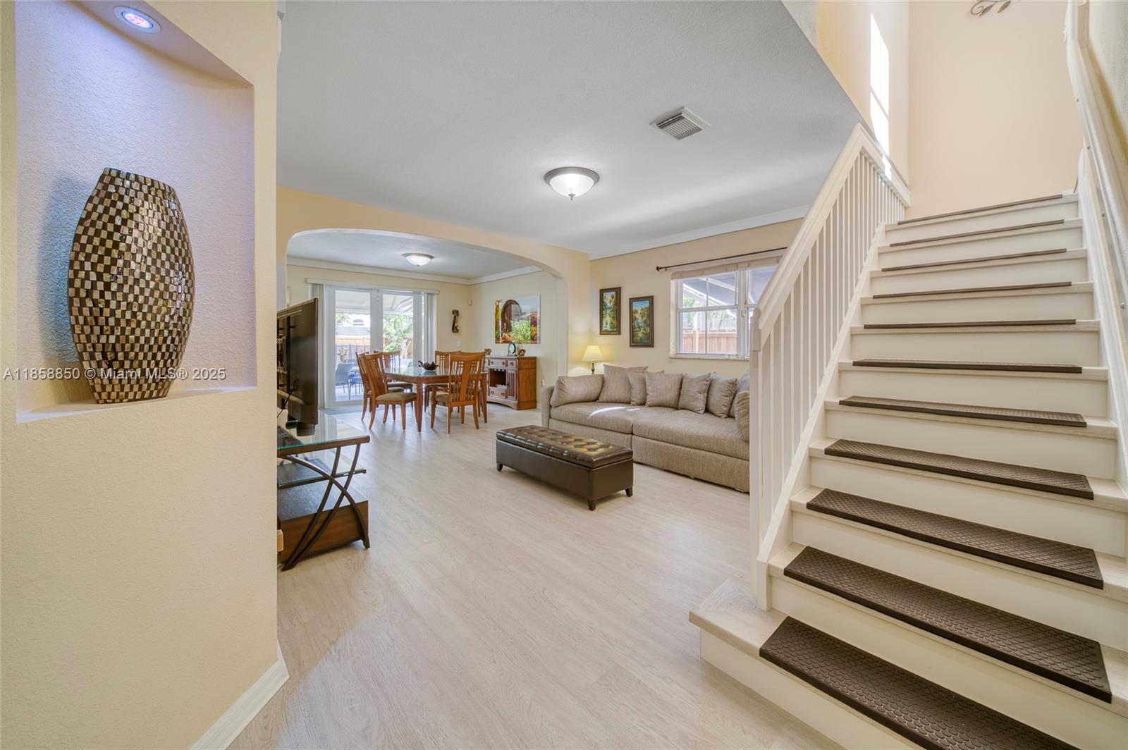 KENDALLAND - Residential Lease