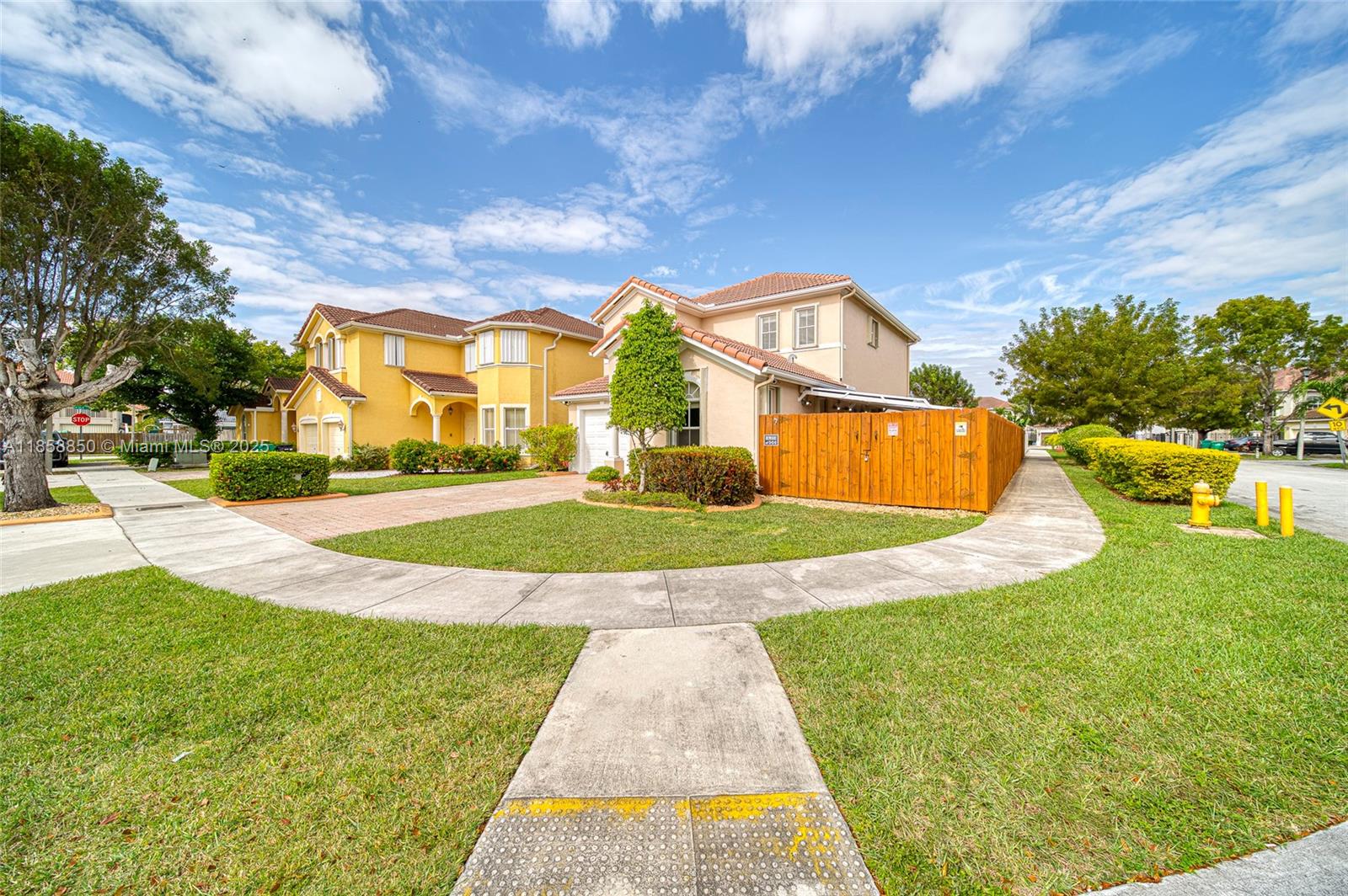 KENDALLAND - Residential Lease