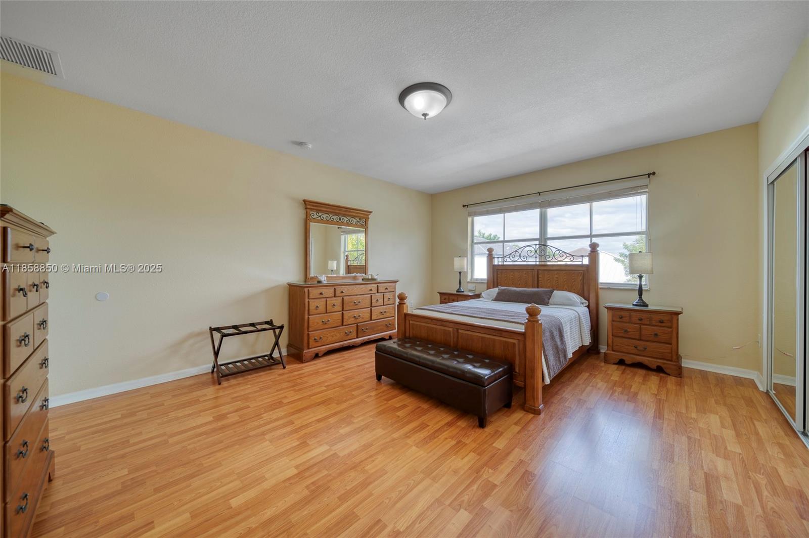 KENDALLAND - Residential Lease